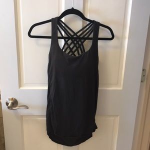 Free to be Wild Lululemon tank size 6